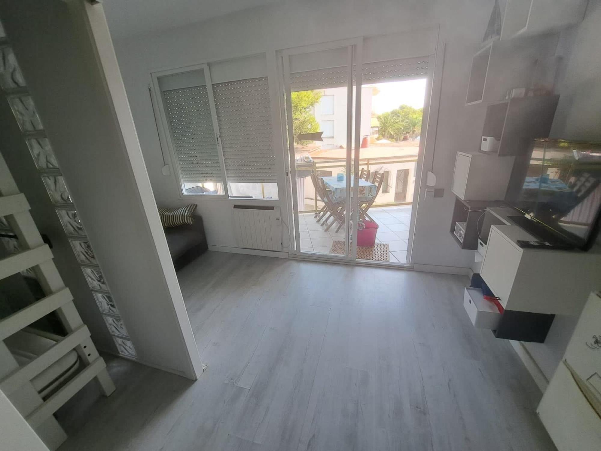 Beach-Lovers - Apartamento 1Era Linia Mar ميامي بلاتجا المظهر الخارجي الصورة